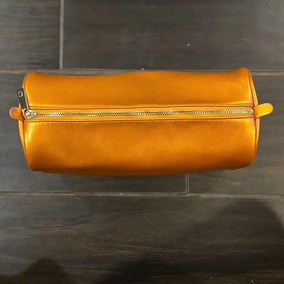 Chantecaille Cosmetics Pouch NWOT - Picture 2 of 7